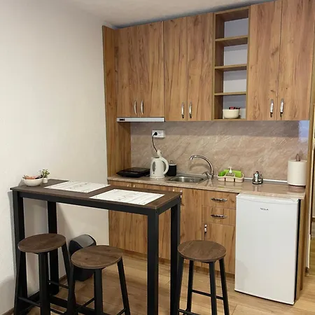 4 Vodenice krevet i doručak 3*