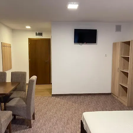 4 Vodenice krevet i doručak