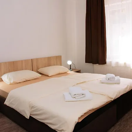 4 Vodenice krevet i doručak Brzece